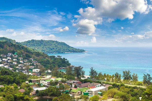 Tayland 'da bir yaz günü Phuket' in panoramik manzarası