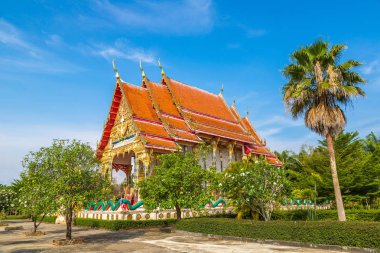 Budist Tapınağı Wat Kaew Manee Si Mahathat Tayland Phuket yakınındaki bir yaz günü