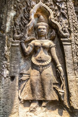 Ta Prohm tapınak kalıntıları olduğunu Khmer antik tapınak Siem Reap içinde karmaşık Angkor Wat, Kamboçya'da bir yaz günü