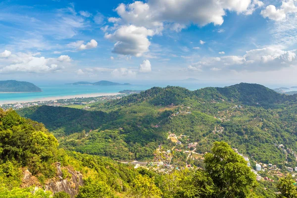 Tayland 'da bir yaz günü Phuket' in panoramik manzarası