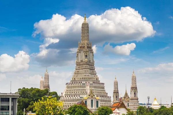 Templet Wat Arun Bangkok Thailand Sommardag — Stockfoto