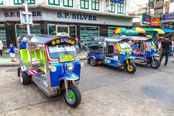 Bangkok Thailand Março 2018 Táxi Tradicional Tuk Tuk Bangkok Tailândia — Fotografia de Stock