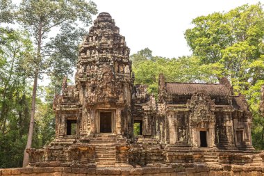 Thommanon tapınak kalıntıları olduğunu Khmer antik tapınak Siem Reap içinde karmaşık Angkor Wat, Kamboçya'da bir yaz günü