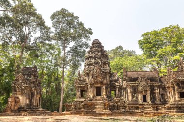 Thommanon tapınak kalıntıları olduğunu Khmer antik tapınak Siem Reap içinde karmaşık Angkor Wat, Kamboçya'da bir yaz günü