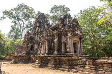 Thommanon tapınak kalıntıları olduğunu Khmer antik tapınak Siem Reap içinde karmaşık Angkor Wat, Kamboçya'da bir yaz günü