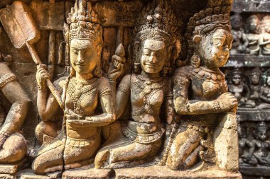 Heykel duvar filler Teras Tapınağı üzerinde karmaşık Angkor Wat Siem Reap, Kamboçya içinde Khmer antik tapınak.
