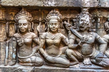 Heykel duvar filler Teras Tapınağı üzerinde karmaşık Angkor Wat Siem Reap, Kamboçya içinde Khmer antik tapınak.