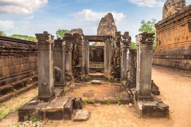 Siem Reap, Kamboçya'da bir yaz günü karmaşık Angkor Wat Tapınağı pre Rup