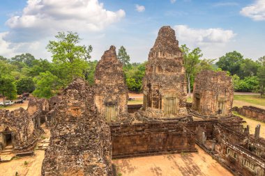 Siem Reap, Kamboçya'da bir yaz günü karmaşık Angkor Wat Tapınağı pre Rup