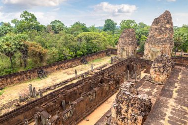 Siem Reap, Kamboçya'da bir yaz günü karmaşık Angkor Wat Tapınağı pre Rup