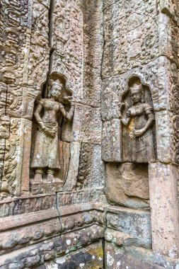 Siem Reap, Kamboçya'da bir yaz günü karmaşık Angkor Wat Tapınağı ta Som