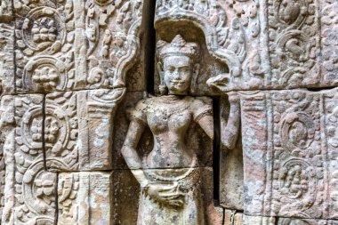 Siem Reap, Kamboçya'da bir yaz günü karmaşık Angkor Wat Tapınağı ta Som
