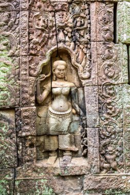 Siem Reap, Kamboçya'da bir yaz günü karmaşık Angkor Wat Tapınağı ta Som
