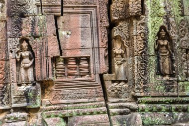 Siem Reap, Kamboçya'da bir yaz günü karmaşık Angkor Wat Tapınağı ta Som