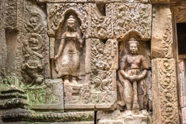 Siem Reap, Kamboçya'da bir yaz günü karmaşık Angkor Wat Tapınağı ta Som