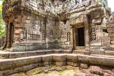 Siem Reap, Kamboçya'da bir yaz günü karmaşık Angkor Wat Tapınağı ta Som