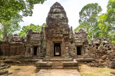 Siem Reap, Kamboçya'da bir yaz günü karmaşık Angkor Wat Tapınağı ta Som