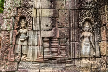 Siem Reap, Kamboçya'da bir yaz günü karmaşık Angkor Wat Tapınağı ta Som