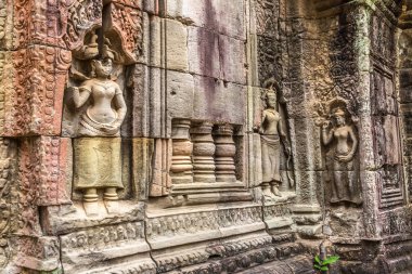 Siem Reap, Kamboçya'da bir yaz günü karmaşık Angkor Wat Tapınağı ta Som