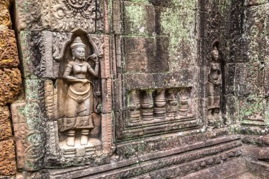Siem Reap, Kamboçya'da bir yaz günü karmaşık Angkor Wat Tapınağı ta Som