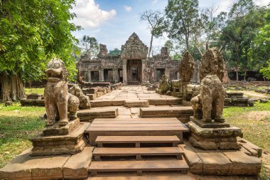 Siem Reap, Kamboçya'da bir yaz günü karmaşık Angkor Wat tapınakta Preah Khan
