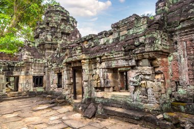 Siem Reap, Kamboçya'da bir yaz günü karmaşık Angkor Wat tapınakta Preah Khan