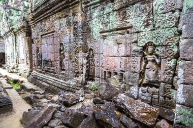 Siem Reap, Kamboçya'da bir yaz günü karmaşık Angkor Wat tapınakta Preah Khan
