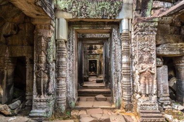 Siem Reap, Kamboçya'da bir yaz günü karmaşık Angkor Wat tapınakta Preah Khan
