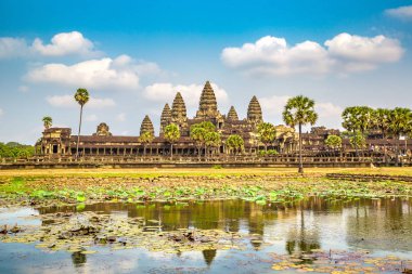 Siem Reap, Kamboçya'da bir yaz günü Angkor Wat Tapınağı