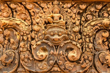 Banteay Srei Siem Reap, Kamboçya'da bir yaz günü karmaşık Angkor Wat Tapınağı