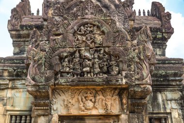 Siem Reap, Kamboçya'da bir yaz günü karmaşık Angkor Wat Tapınağı Banteay Samre