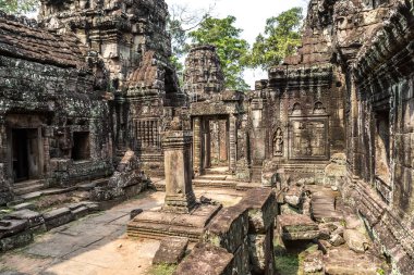 Banteay Kdei tapınağıdır Khmer antik tapınak Siem Reap içinde karmaşık Angkor Wat, Kamboçya'da bir yaz günü