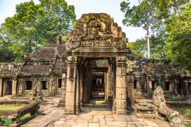 Banteay Kdei tapınağıdır Khmer antik tapınak Siem Reap içinde karmaşık Angkor Wat, Kamboçya'da bir yaz günü