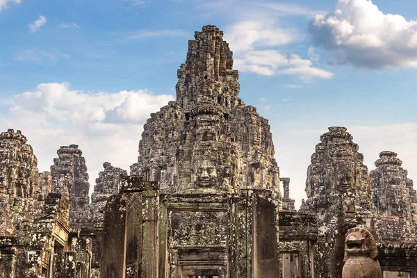 Bayon Templo Khmer Antiguo Templo Complejo Angkor Wat Siem Reap — Foto de Stock