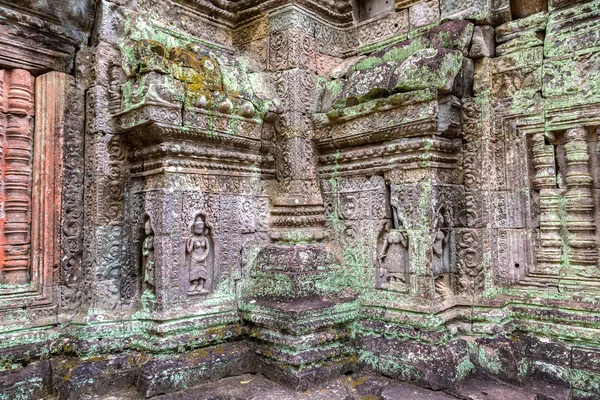 Siem Reap, Kamboçya'da bir yaz günü karmaşık Angkor Wat tapınakta Preah Khan