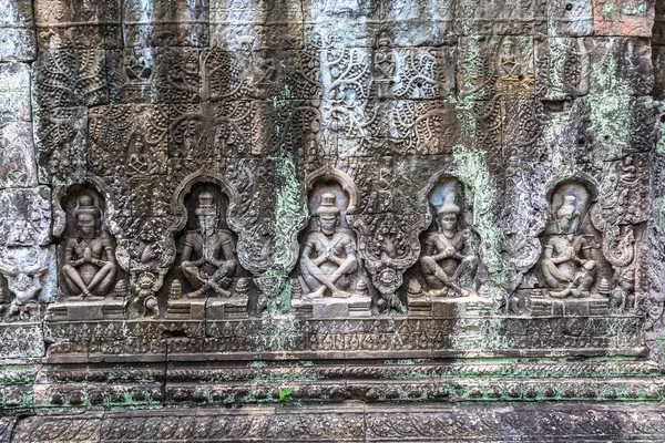 Siem Reap, Kamboçya'da bir yaz günü karmaşık Angkor Wat tapınakta Preah Khan