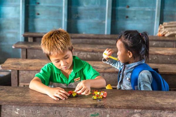 Chong Khneas Cambodge Juin 2018 Des Élèves Cambodgiens Dans Une — Photo