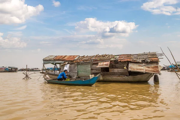 Chong Khneas Cambodia Junio 2018 Chong Khneas Pueblo Flotante Cerca — Foto de Stock