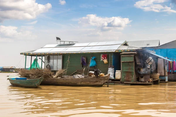 Chong Khneas Pueblo Flotante Cerca Siem Reap Camboya Día Verano — Foto de Stock