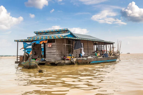 Chong Khneas Pueblo Flotante Cerca Siem Reap Camboya Día Verano — Foto de Stock