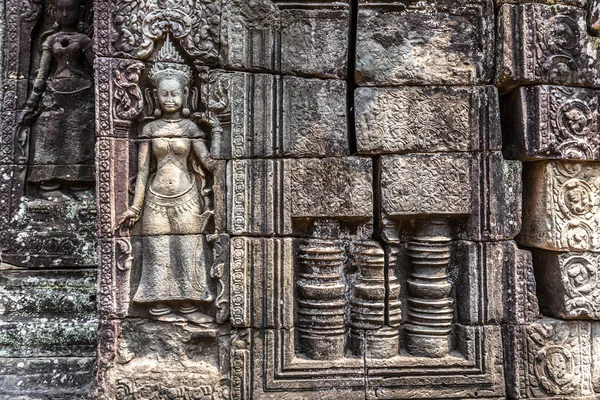 Banteay Kdei tapınağıdır Khmer antik tapınak Siem Reap içinde karmaşık Angkor Wat, Kamboçya'da bir yaz günü
