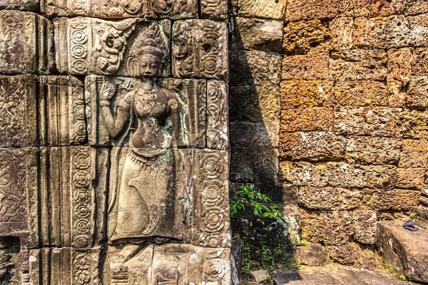 Banteay Kdei tapınağıdır Khmer antik tapınak Siem Reap içinde karmaşık Angkor Wat, Kamboçya'da bir yaz günü