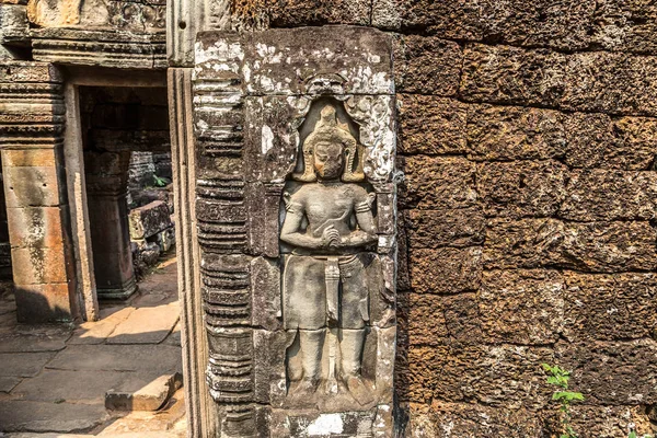 Banteay Kdei tapınağıdır Khmer antik tapınak Siem Reap içinde karmaşık Angkor Wat, Kamboçya'da bir yaz günü