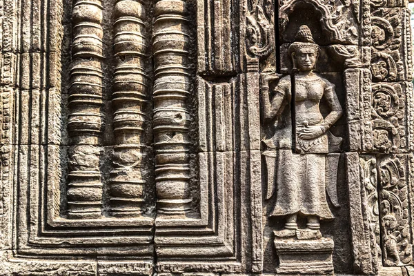 Banteay Kdei tapınağıdır Khmer antik tapınak Siem Reap içinde karmaşık Angkor Wat, Kamboçya'da bir yaz günü