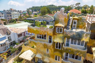 Da Lat, Vietnam - 19 Haziran 2018: Vietnam'da Dalat, bir yaz günü çılgın House (asmak Nga guesthouse)