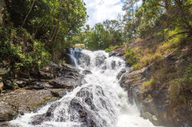 Dalat, bir yaz günü Vietnam'da Datanla şelale