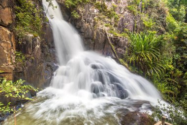 Dalat, bir yaz günü Vietnam'da Datanla şelale