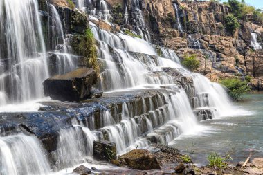 Dalat city, bir yaz günü Vietnam'da yakınındaki Pongour şelale