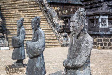 Khai Dinh Türbesi Manadarin hnour ile bir yaz günü Hue, Vietnam koru