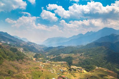 Panoramik Terraced pirinç alan bir yaz günü Sapa, Lao Cai, Vietnam